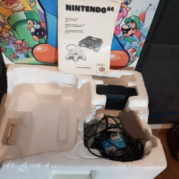 Nintendo 64 Console Completo Com Caixa (Usado) - Image 6